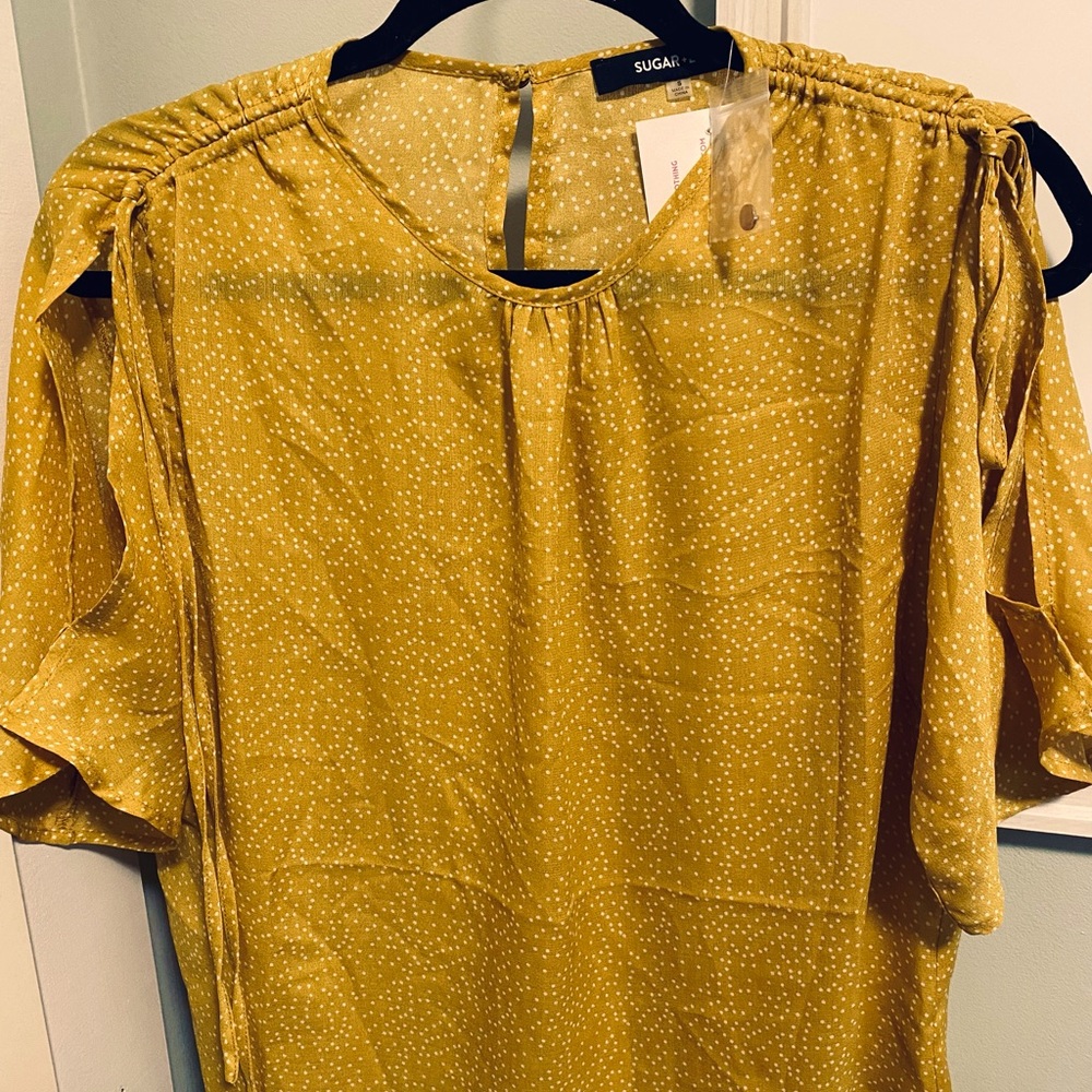 Yellow blouse